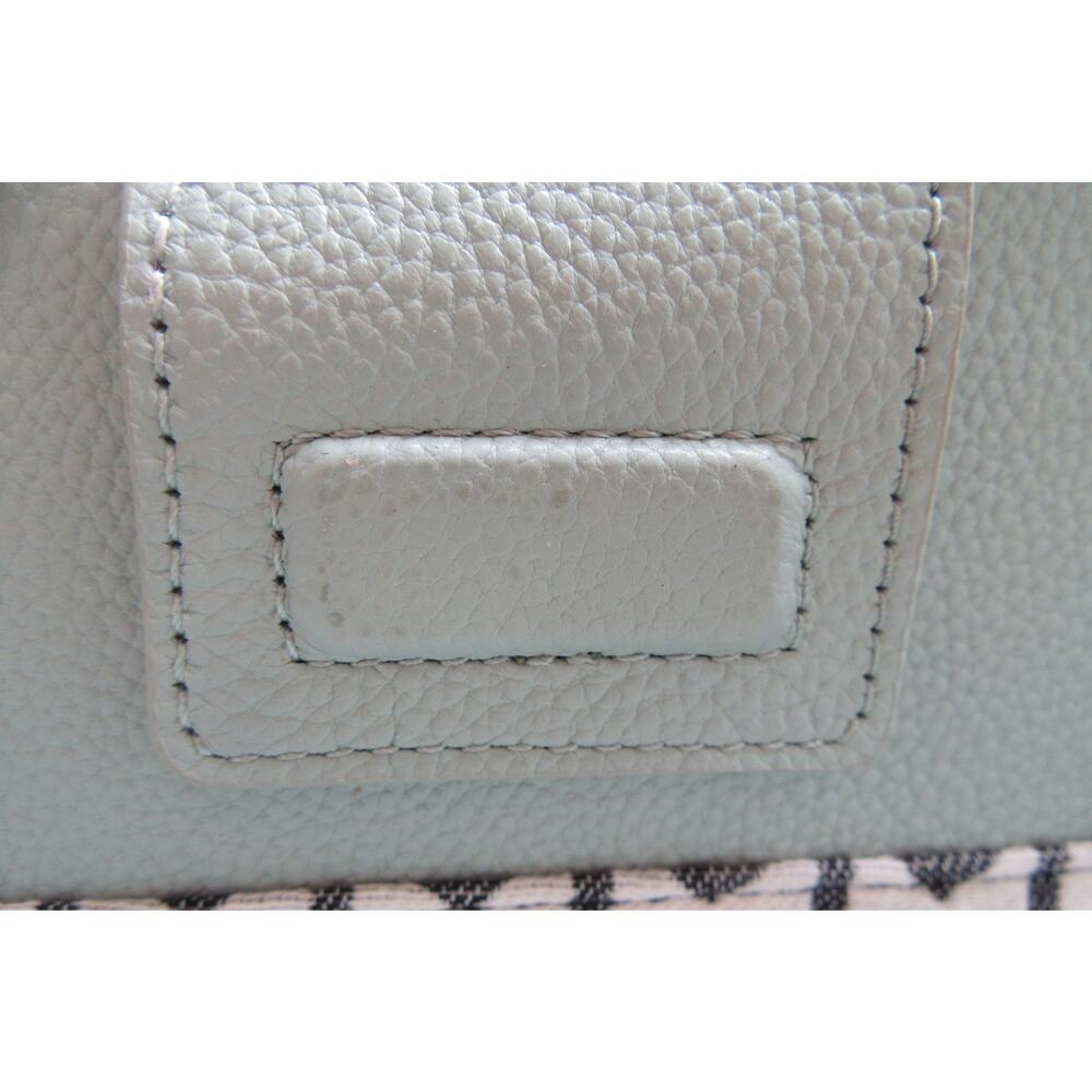 Moncrief London Anabel Frosty Green Italian Leather Tote Bag - Picture 16 of 16
